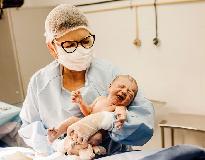 Pediatric Nurse Shares 14 Awful Things She's Heard Come Out Of Men’s Mouths In The Delivery Room Pediatric Nurse Shares 14 Awful Things She's Heard Come Out Of Men’s Mouths In The Delivery Room
