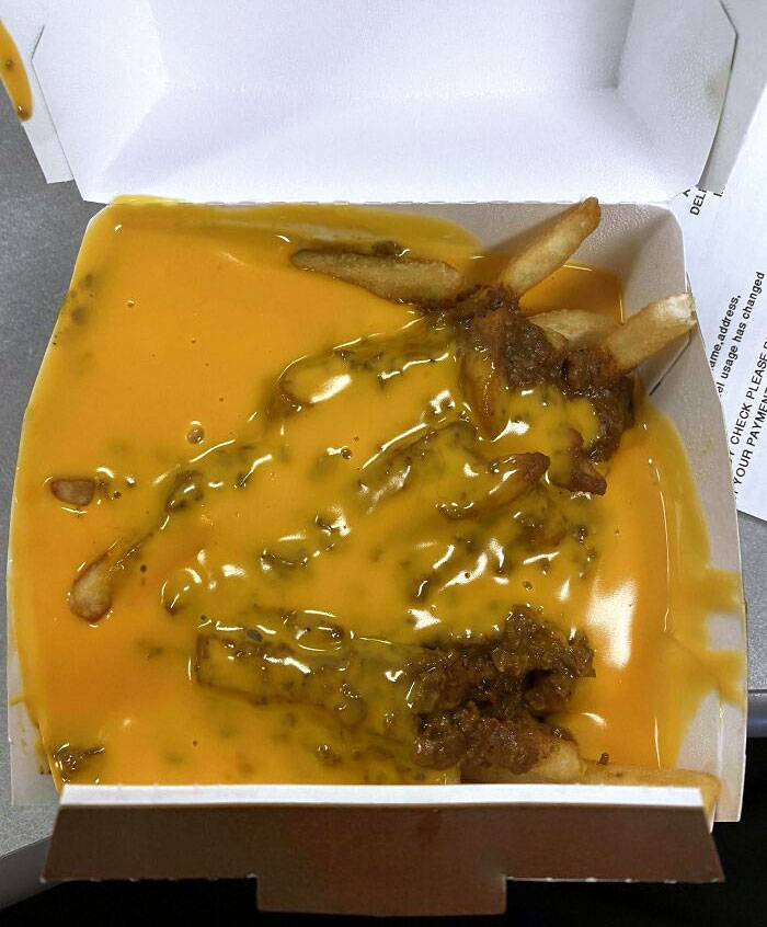 I Asked A&W Restaurant For Extra Cheese On My Chili Cheese Fries, And Boy Did They Deliver