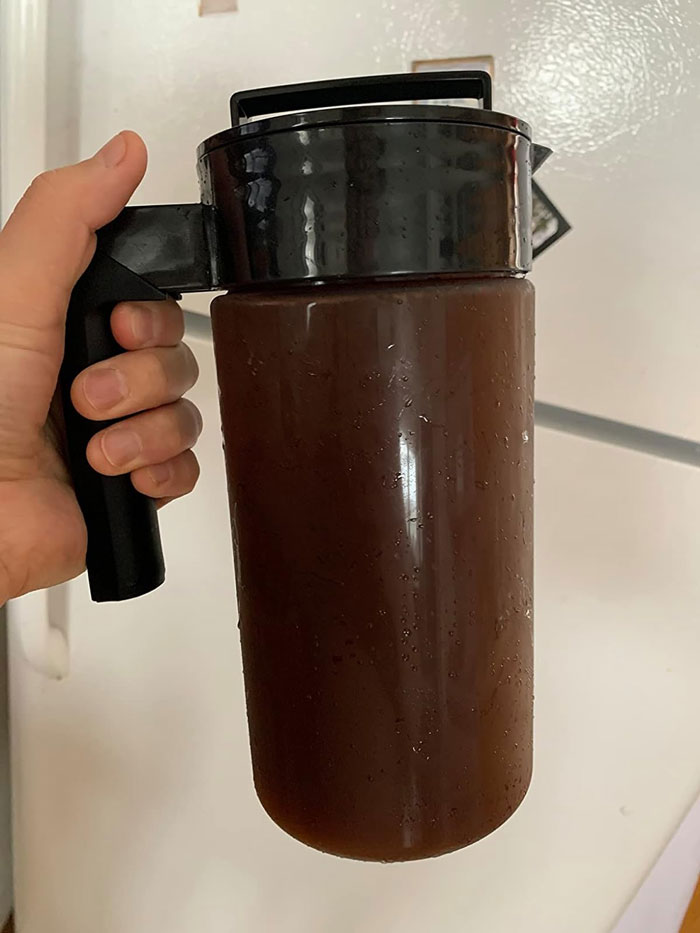 Patented Deluxe Cold Brew Iced Coffee Maker: To amp up your productivity and keep you chill all day, because who doesn't appreciate a good coffee that doesn't taste like acid and can be served hot or cold? Yeah, we thought as much.