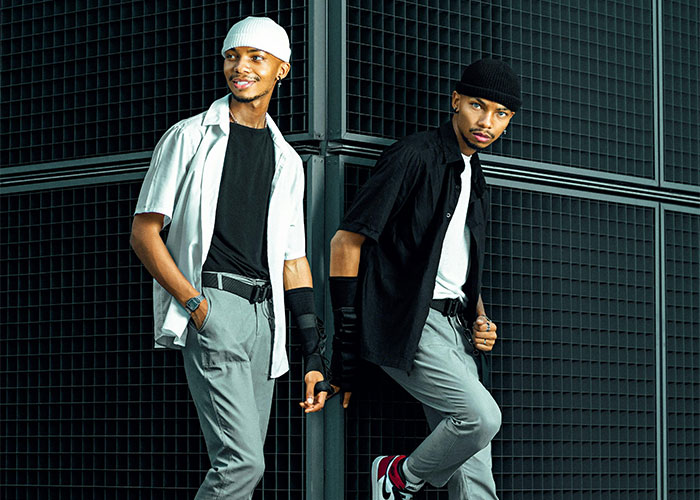 Woman Berated By Karen Over Her “Shameful” Outfit, Watches Her Audacity Change To Embarrassment Woman Berated By Karen Over Her “Shameful” Outfit, Watches Her Audacity Change To Embarrassment