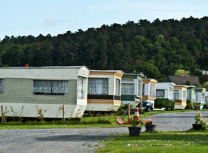 Daughter Gets Smelly Revenge After Mom Kicks Her Out Over Not Helping With Unethical Request Daughter Gets Smelly Revenge After Mom Kicks Her Out Over Not Helping With Unethical Request