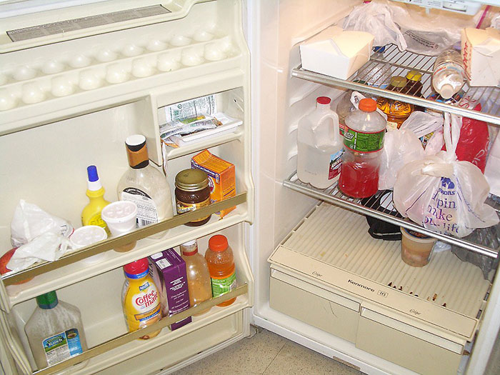 Person Exposes Office Food Thief With A Planted Lunch Burrito: “He Immediately Threw Up” Person Exposes Office Food Thief With A Planted Lunch Burrito: “He Immediately Threw Up”