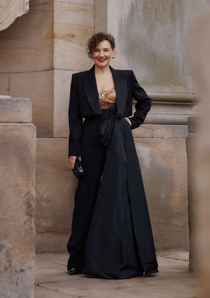 58-Year-Old Woman Loves See-Through Skirts, Wears Them With Confidence, Defying The Stereotypes 58-Year-Old Woman Loves See-Through Skirts, Wears Them With Confidence, Defying The Stereotypes