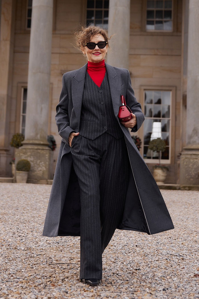 58-Year-Old Woman Loves See-Through Skirts, Wears Them With Confidence, Defying The Stereotypes 58-Year-Old Woman Loves See-Through Skirts, Wears Them With Confidence, Defying The Stereotypes