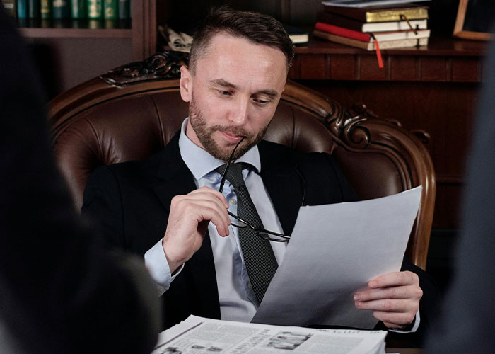 Boss Loses “Big Time” After Telling Ex-Worker To Get A Lawyer And They Find More Costly Mistakes Boss Loses “Big Time” After Telling Ex-Worker To Get A Lawyer And They Find More Costly Mistakes