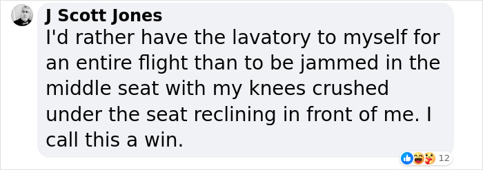 “We Tried Our Best”: Passenger Trapped In Airplane’s Toilet Receives Defeated Note From Cabin Crew 