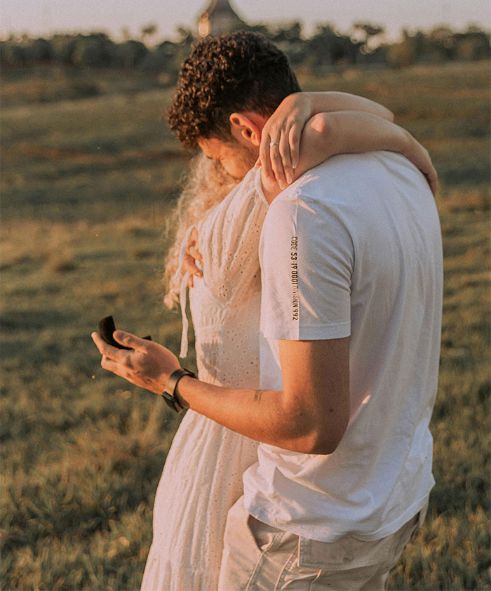 Woman Asks If It’s Stupid To Wait For BF To Marry Her, Gets A Reality Check Woman Asks If It’s Stupid To Wait For BF To Marry Her, Gets A Reality Check