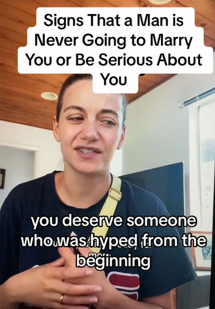 Woman Asks If It’s Stupid To Wait For BF To Marry Her, Gets A Reality Check Woman Asks If It’s Stupid To Wait For BF To Marry Her, Gets A Reality Check