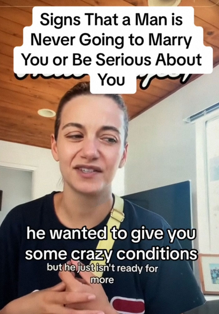 Woman Asks If It’s Stupid To Wait For BF To Marry Her, Gets A Reality Check Woman Asks If It’s Stupid To Wait For BF To Marry Her, Gets A Reality Check