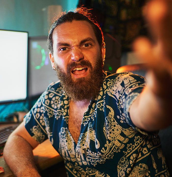 Teen Refuses To Give Up 95% Of His Paycheck As Rent, Parents Are Furious Teen Refuses To Give Up 95% Of His Paycheck As Rent, Parents Are Furious