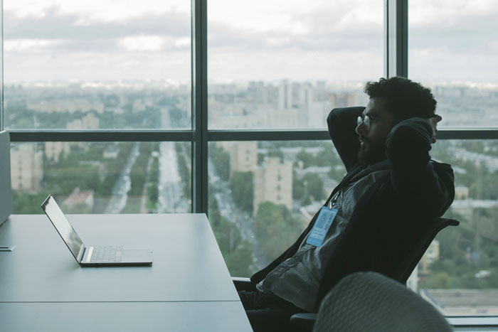 Engineer Decides To Nap Instead Of Working, Soon The Plan Backfires And Leaves Him Embarrassed