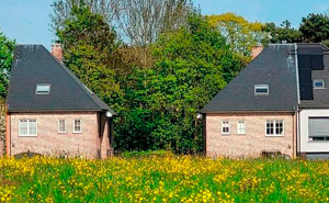 Este hombre belga documenta las casas feas que ve, y son tan horrendas que hacen reír