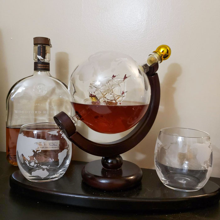 Elevate His Whiskey Game With This Hand-Blown Whiskey Decanter Globe Set – A Must-Have For Sophisticated, Statement-Making Home Bar