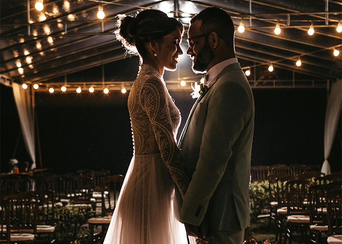 Couple Make Friends’ Wedding All About Their Proposal, Don’t See Revenge Coming Couple Make Friends’ Wedding All About Their Proposal, Don’t See Revenge Coming