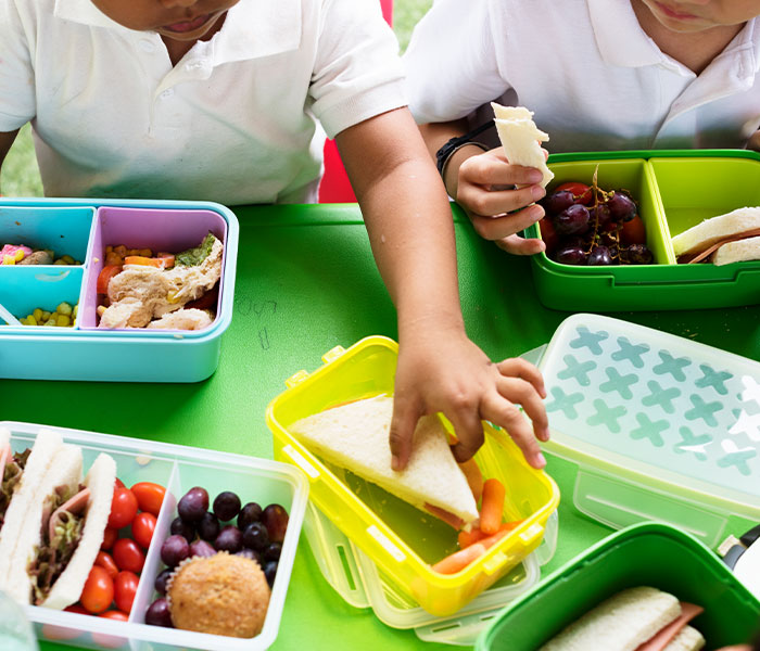 Teacher Told Toddler To Eat “Good Foods” First, So Mom Left An Angry Note In Her Lunchbox