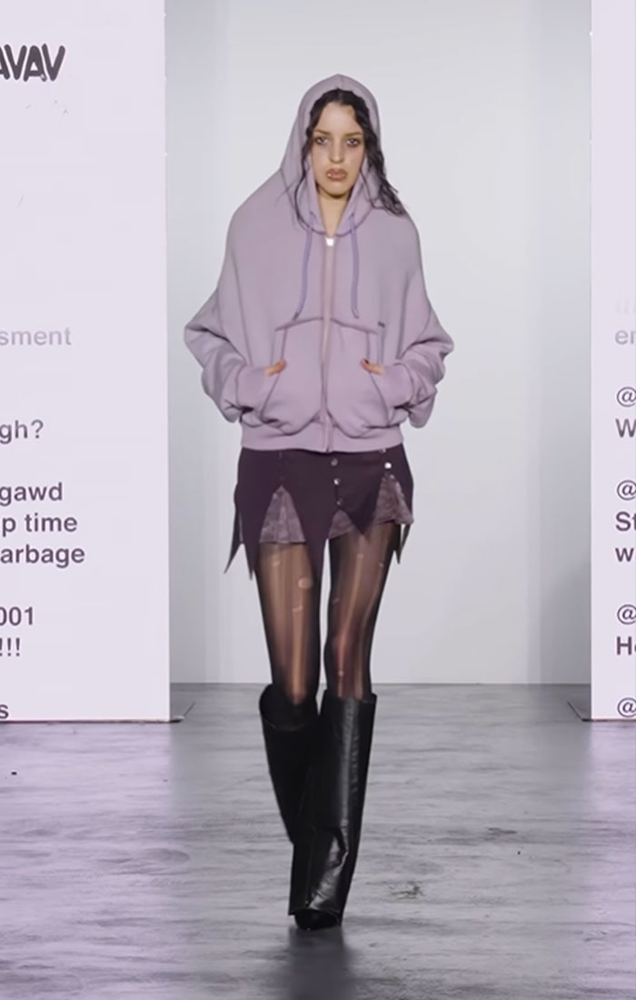 Chaos At Milan Fashion Show As Audience Pelts Models With Discarded Food Chaos At Milan Fashion Show As Audience Pelts Models With Discarded Food