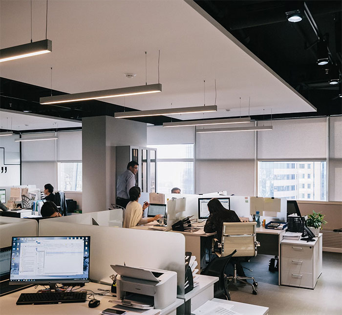 "Do You Have A Crush On My Husband?": Coworker Crosses Major Boundary, Regrets It "Do You Have A Crush On My Husband?": Coworker Crosses Major Boundary, Regrets It