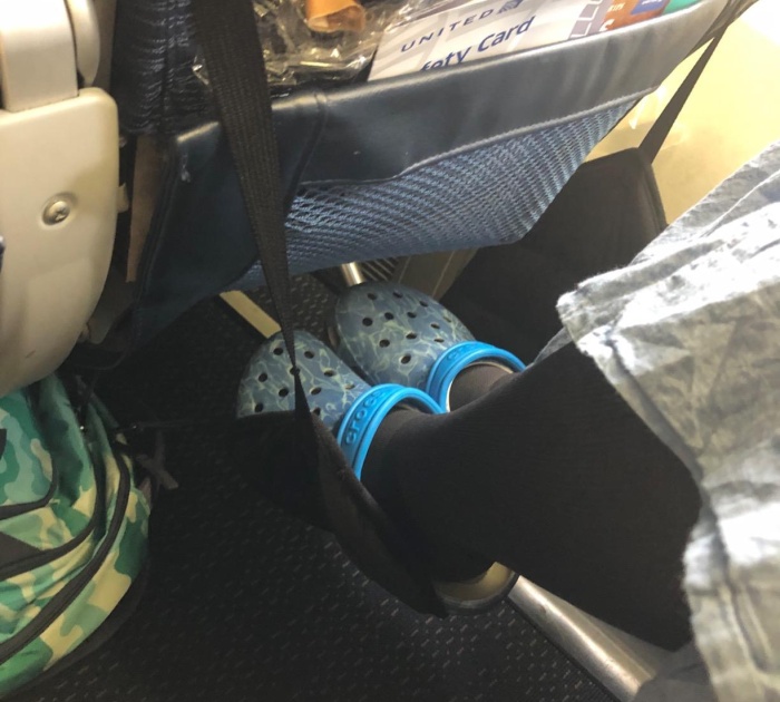  Sleepy Ride: Fly With Happy Feet. Premium Memory Foam Footrest For Shorter Legs