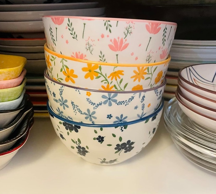 Floral Frenzy: 4 Colorful Bowls To Brighten Up Your Table
