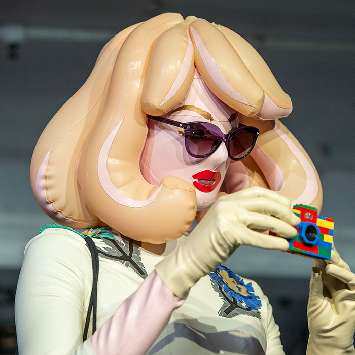 People Can’t Get Over These Bizarre Looks From London Fashion Week 2024 People Can’t Get Over These Bizarre Looks From London Fashion Week 2024