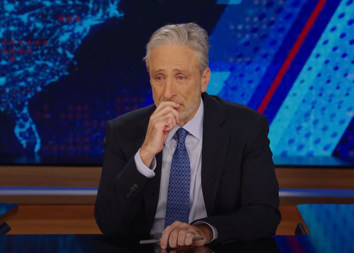 “Well, I’m Bawling”: Fans React To Jon Stewart’s Story About His Late Dog Dipper “Well, I’m Bawling”: Fans React To Jon Stewart’s Story About His Late Dog Dipper