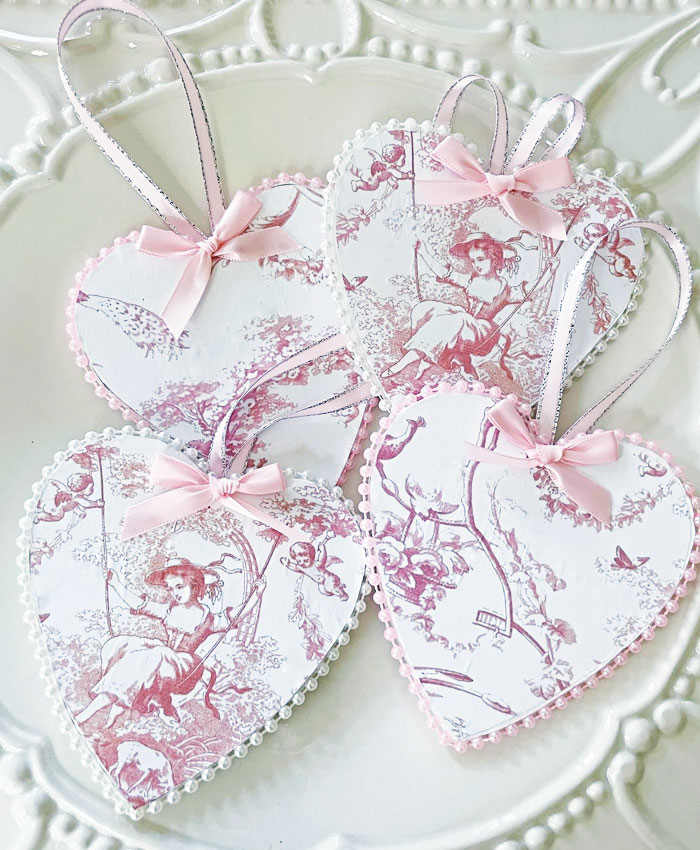 DIY Valentine's Toile Hearts. Easy And So Pretty