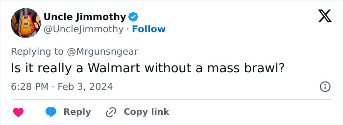 Violent Scene Captured At Walmart Store Is Compared To Post-Apocalyptic Film Online Violent Scene Captured At Walmart Store Is Compared To Post-Apocalyptic Film Online