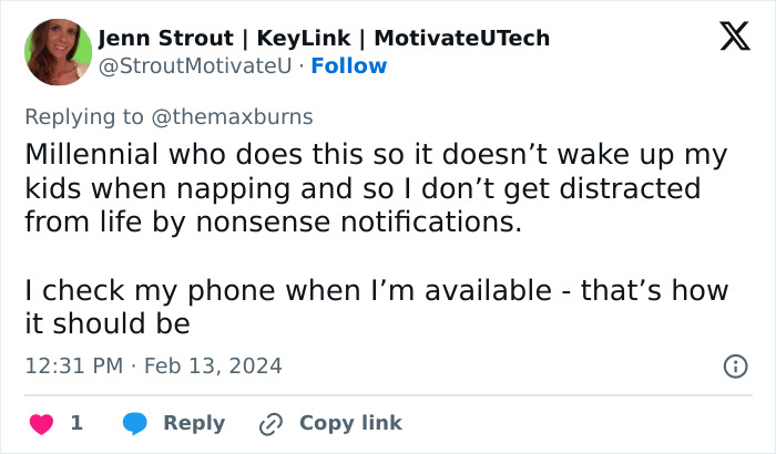 “I Check My Phone When I’m Available”: Netizens Keep Phones Silent And Don’t Plan On Changing That “I Check My Phone When I’m Available”: Netizens Keep Phones Silent And Don’t Plan On Changing That