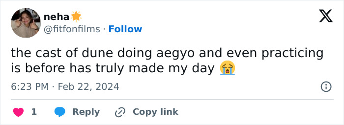 People Confused By Zendaya And Timothée Chalamet’s Poses During The Dune Premiere In Seoul People Confused By Zendaya And Timothée Chalamet’s Poses During The Dune Premiere In Seoul