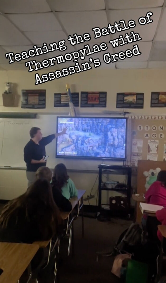 Kids Learn About Ancient Greece With The Help Of Video Game Assassin’s Creed In This Teacher’s Class Kids Learn About Ancient Greece With The Help Of Video Game Assassin’s Creed In This Teacher’s Class