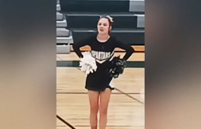 School Called Out For Double Standards After Cheerleader Is Told To Cover Up