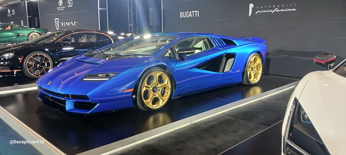 Blue Hits Different On A Lamborghini