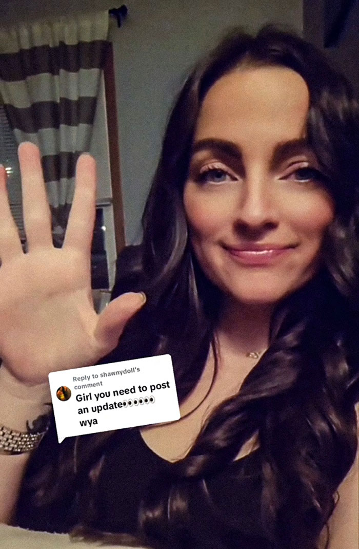 “I Spent $300 On You”: Woman’s Frightening Experience With “Racist” Hinge Date Caught On Camera “I Spent $300 On You”: Woman’s Frightening Experience With “Racist” Hinge Date Caught On Camera