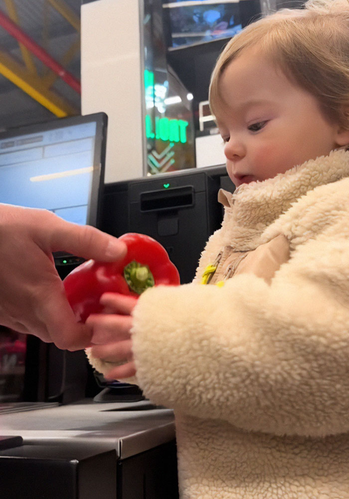 Mom’s Teaching Moment With Her Toddler At A Supermarket Checkout Sparks Backlash