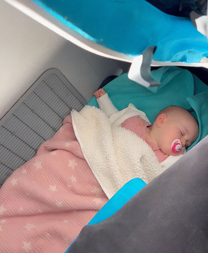 Mom Feels Guilty After Leaving Baby In Economy While She Flies Business