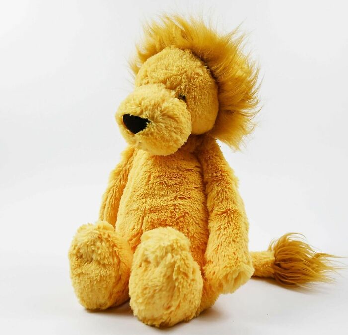 “Loved Before” Company Gives Old Soft Toys A Second Chance “Loved Before” Company Gives Old Soft Toys A Second Chance