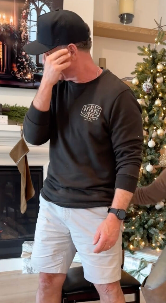 “It Was A No-Brainer Decision”: Bride-To-Be Stuns Her Beloved Stepdad With Heartwarming Request “It Was A No-Brainer Decision”: Bride-To-Be Stuns Her Beloved Stepdad With Heartwarming Request