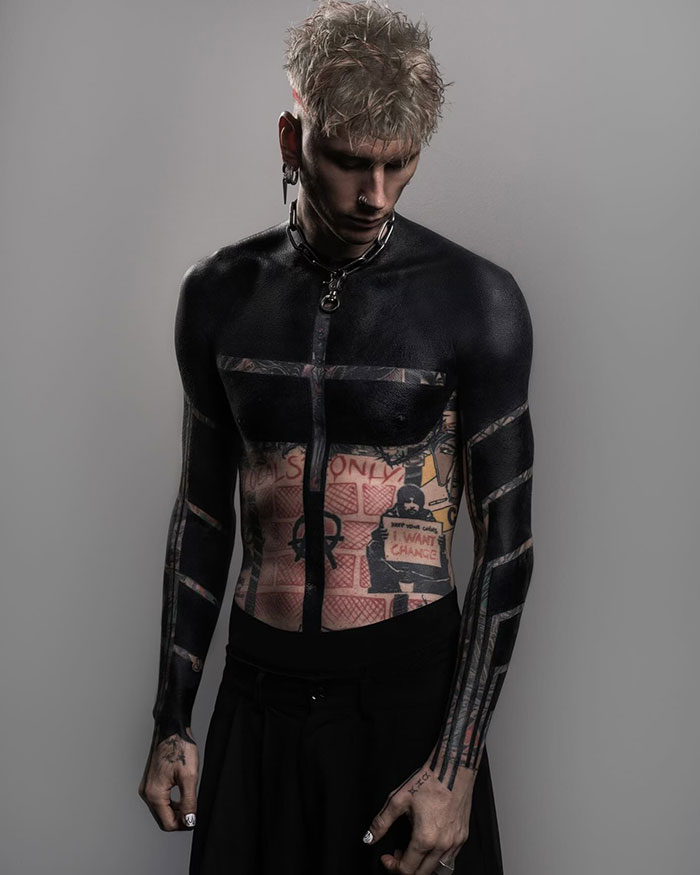 People Accuse Machine Gun Kelly Of “Wanting To Be Black” After Debuting His Blackout Tattoo