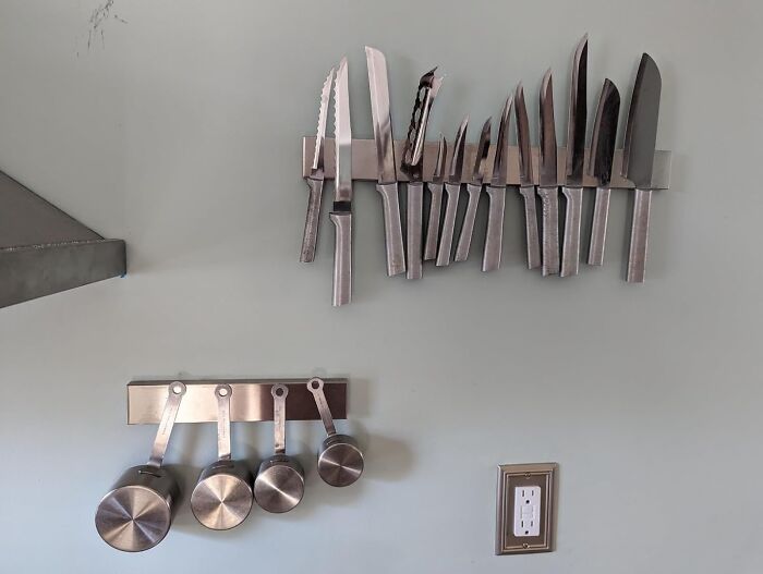 Modern Innovations Magic: Streamline Your Kitchen With A Sleek Magnetic Knife Bar!