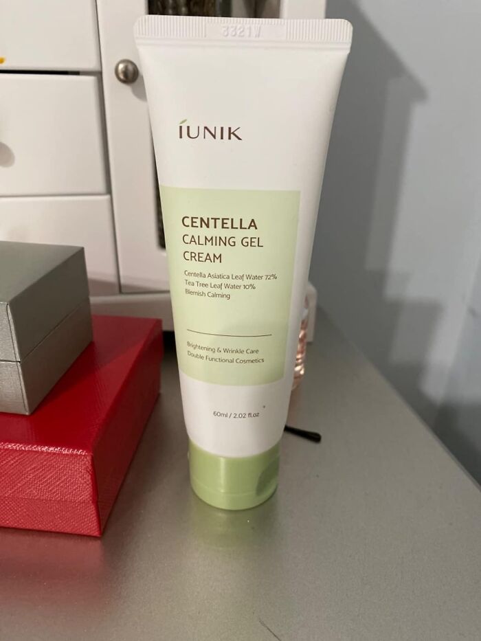 Go Green & Clean: Iunik's Centella 70% Gel Cream Tackles Blemishes Like A Boss!