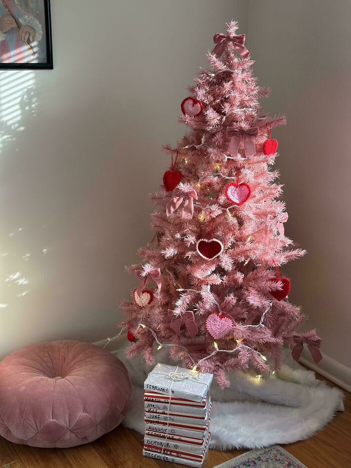 First Ever Valentine’s Day-Themed Tree