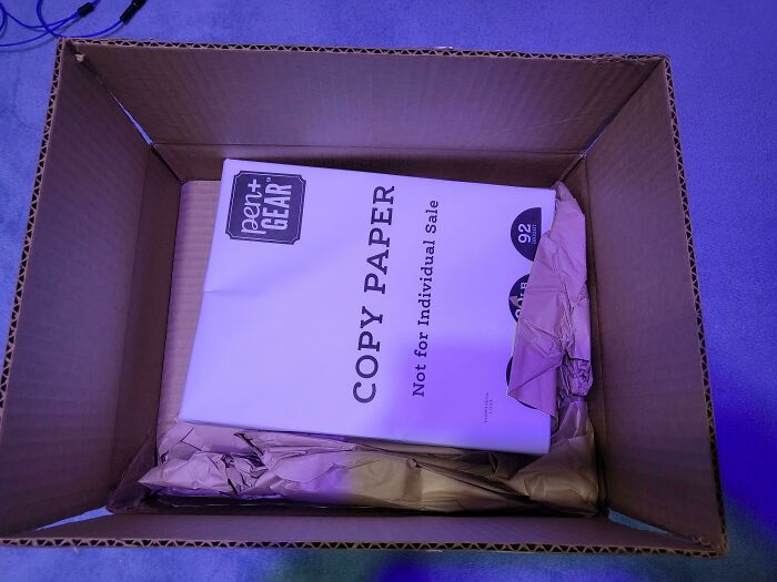 I Ordered A Razer Laptop And This Arrives In The Product Box Instead