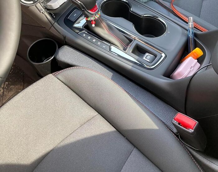 Stop The Drop: Car Seat Gap Filler Pad Keeps Your Essentials Close!