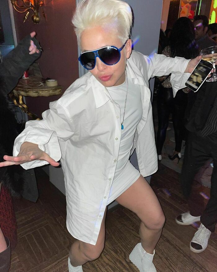 DJ Sparks Controversy After Getting Kicked Off Flight For Not Wearing A Bra And Files Complaint DJ Sparks Controversy After Getting Kicked Off Flight For Not Wearing A Bra And Files Complaint