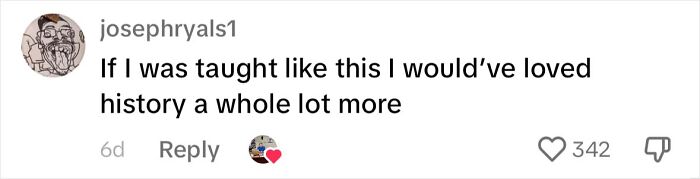 Kids Learn About Ancient Greece With The Help Of Video Game Assassin’s Creed In This Teacher’s Class Kids Learn About Ancient Greece With The Help Of Video Game Assassin’s Creed In This Teacher’s Class