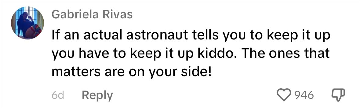 Sister Posted A Video About Her Bullied 6 Y.O. Brother, Received A Response From Astronaut Sister Posted A Video About Her Bullied 6 Y.O. Brother, Received A Response From Astronaut