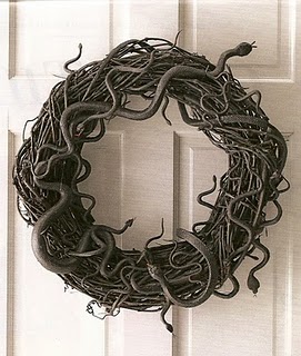 MSsnakewreath0001.jpg