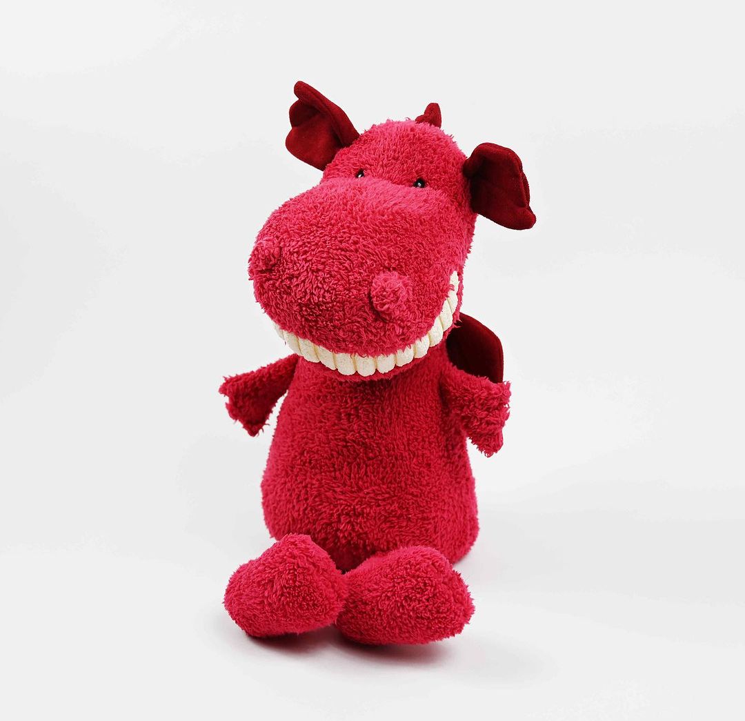 “Loved Before” Company Gives Old Soft Toys A Second Chance “Loved Before” Company Gives Old Soft Toys A Second Chance