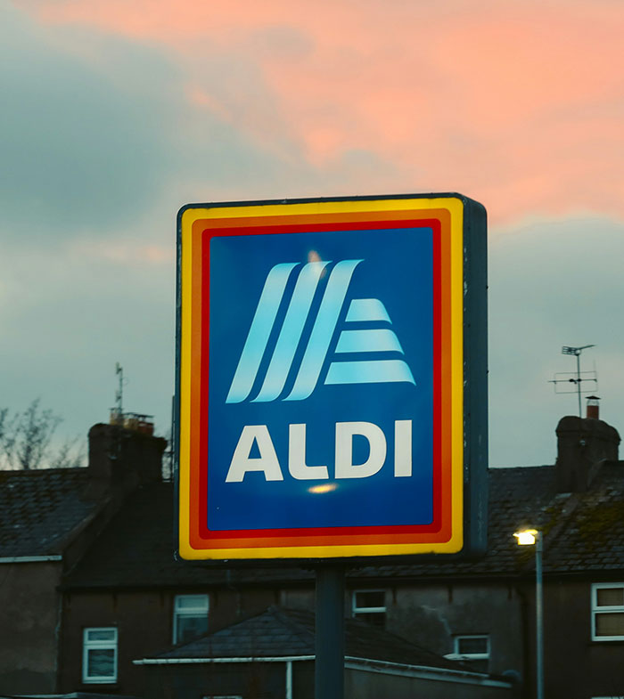 Purr-Hibited: People Fume Over Aldi Shopper After She Brought Her Cat To The Store