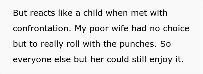 Couple's Secret Wedding Turns Into True Disaster As Bride's Toxic Relatives Break Into The Ceremony Couple's Secret Wedding Turns Into True Disaster As Bride's Toxic Relatives Break Into The Ceremony